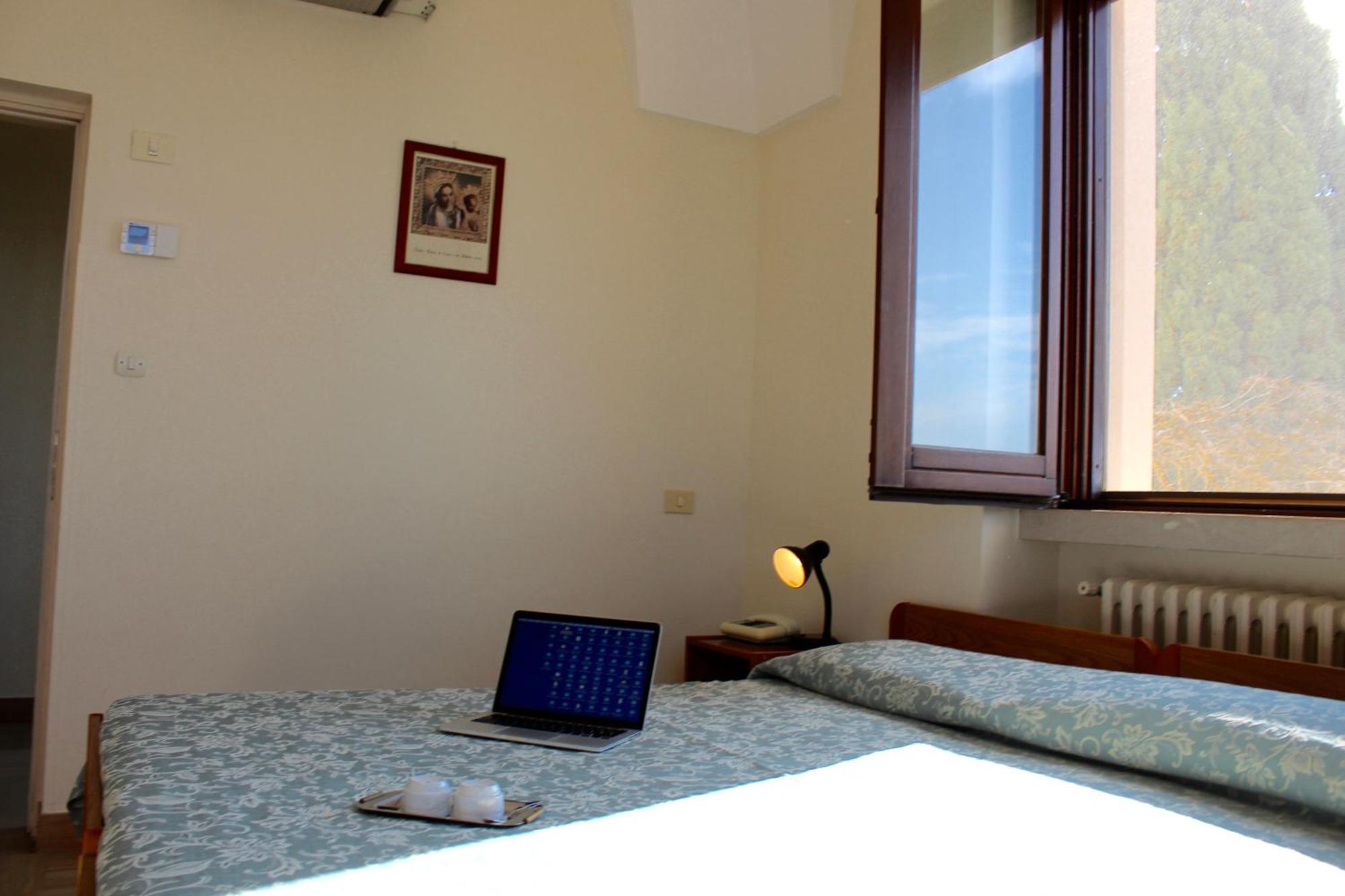 Albergo Del Santuario Santa Maria di Leuca Exterior foto